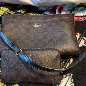 Coach wallet with matching wristlet Excellent Condition